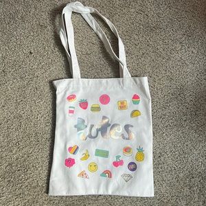 Tote bag
